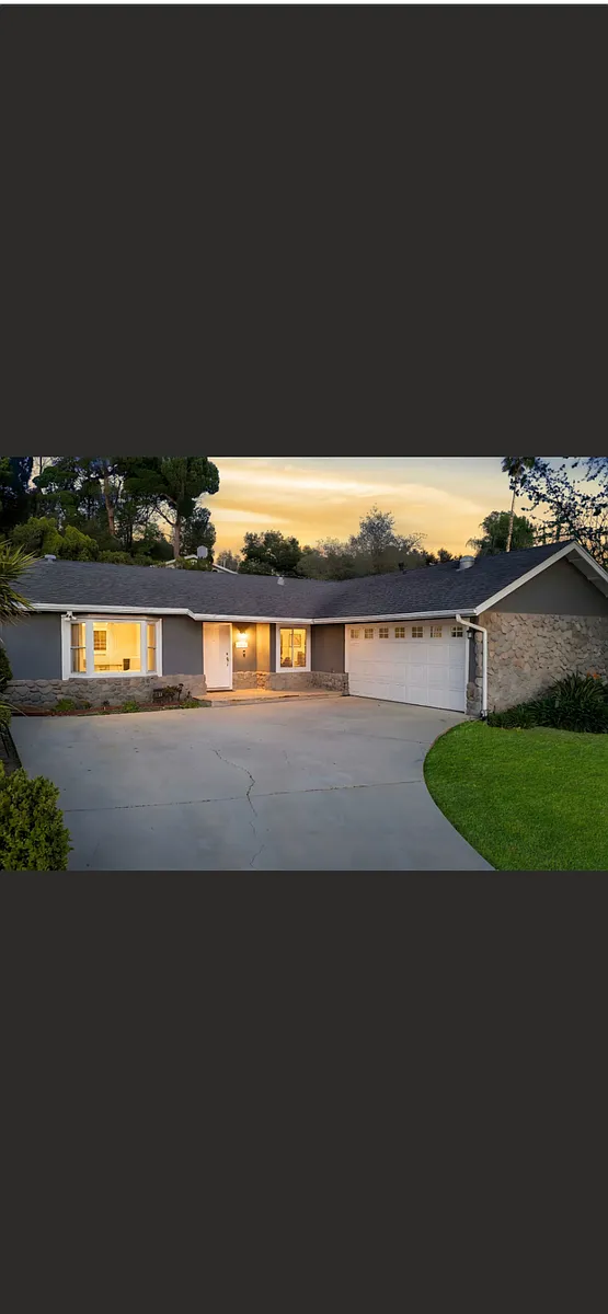 Building Photo - Ruthwood Dr