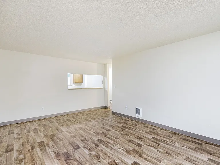 Quail Court — Photo 9