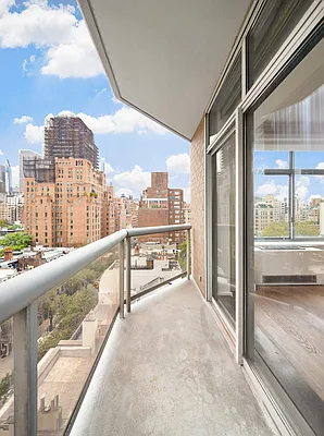 Sold by Compass | media 5