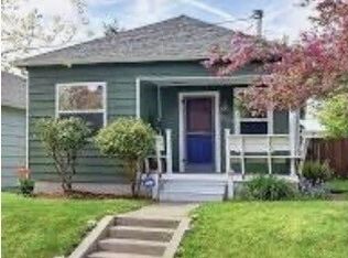 3324 Rockefeller Ave, Everett, WA 98201