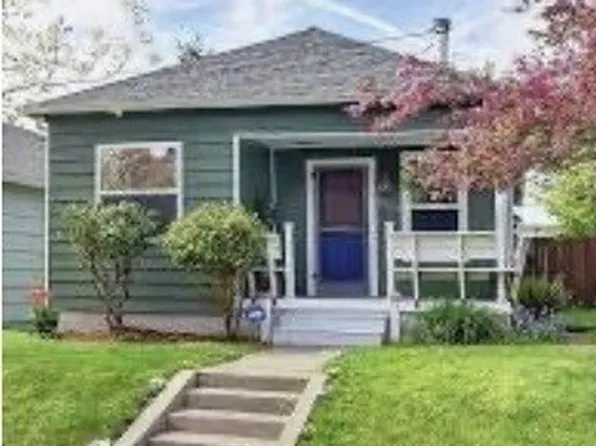 3324 Rockefeller Avenue, Everett, WA 98201