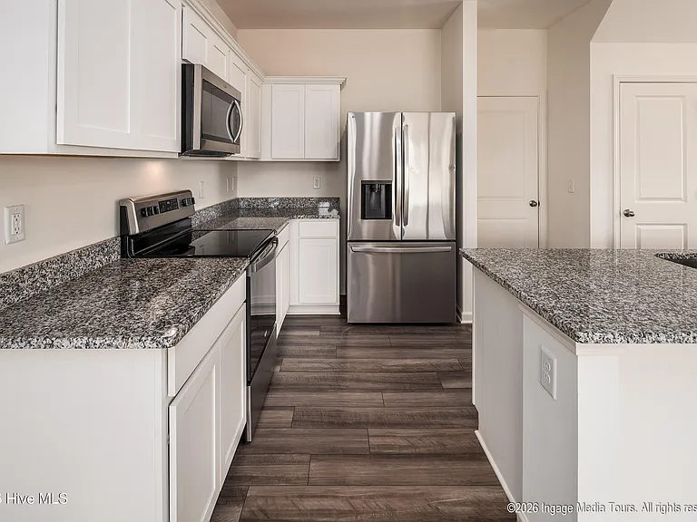 3413 Baybrooke Dr #A — Photo 2