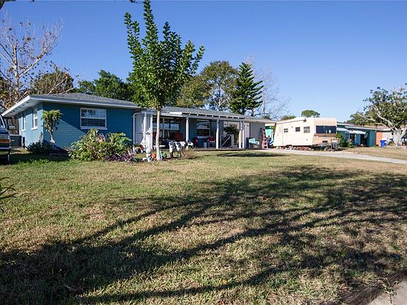 2nd image of 116 Silver Cir