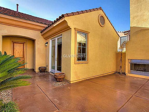 3rd image of 1207 Casa Palermo Cir