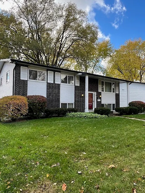 2705 Dana Ave photo 1