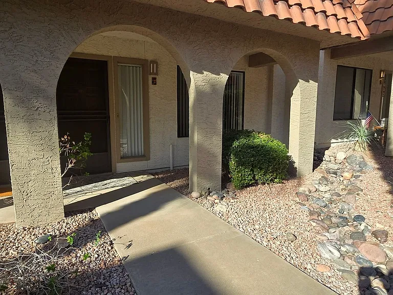 16510 E Palisades Blvd #6 — Photo 1