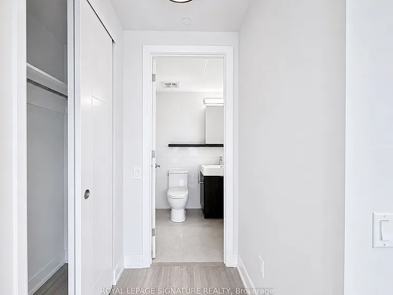 664 Spadina Ave #204 — Photo 10