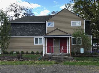 2085 SE Maple St, Milwaukie, OR 97267