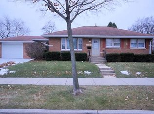5227 W Norwich St, Milwaukee, WI 53220