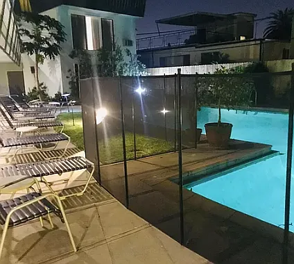 Sunset Lanai Apartments — Photo 4