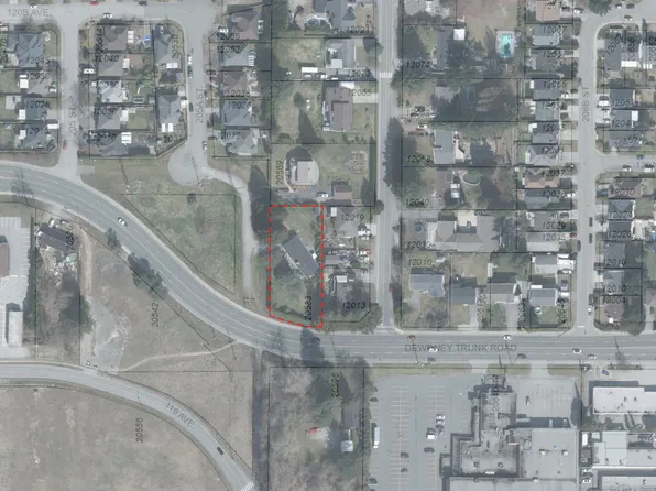 20583 Dewdney Trunk Rd, Maple Ridge, BC V2X 3E2