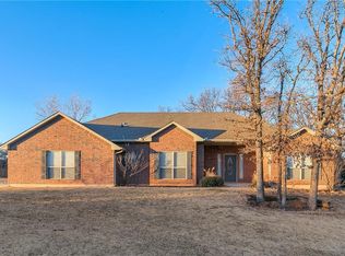 8600 Hawkeye Pass, Edmond, OK 73034