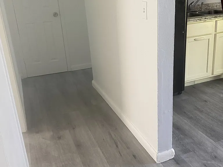 384 Avenue N #2 — Photo 8