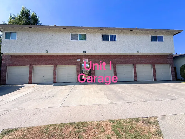 327 E Navilla Pl — Photo 8