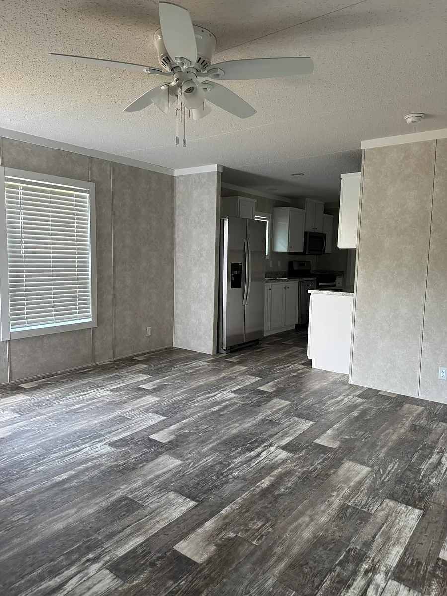 Building Photo - 2300 Lafayette Ave #1
