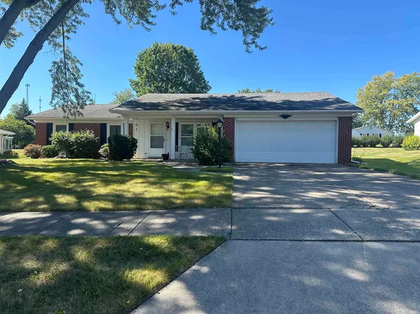 811 Glenwood Pl, Kendallville, IN 46755