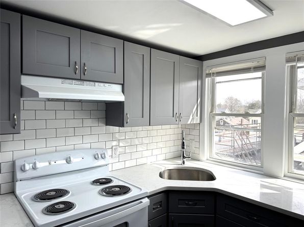 21 Collegeview Ave #23-8