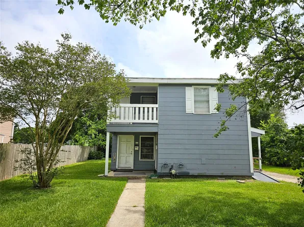 1133 5th Ave N, Texas City, TX 77590