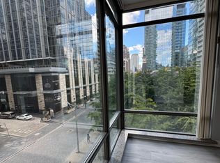 18 Yorkville Ave #405, Toronto, ON M4W 3Y8