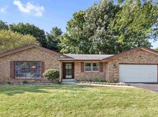 4570 Sunderman Rd, Rockford, IL 61114