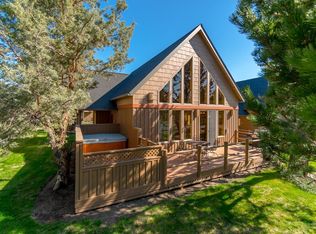 8588 Red Wing Ln, Redmond, OR 97756