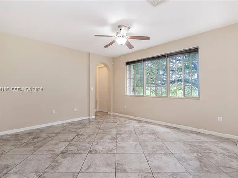 27621 SW 139th Pl #27621 — Photo 26