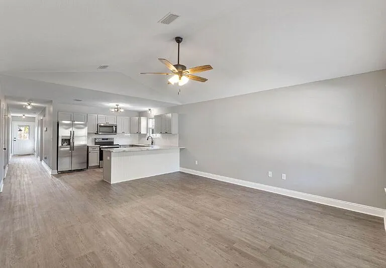 4628 Dove Way — Photo 4