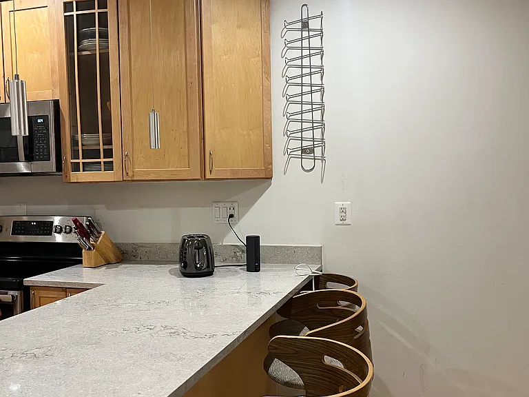 1221 4th St NW #B — Photo 10