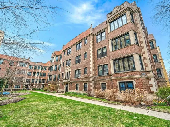 5470 S Cornell Ave APT 2A, Chicago, IL 60615