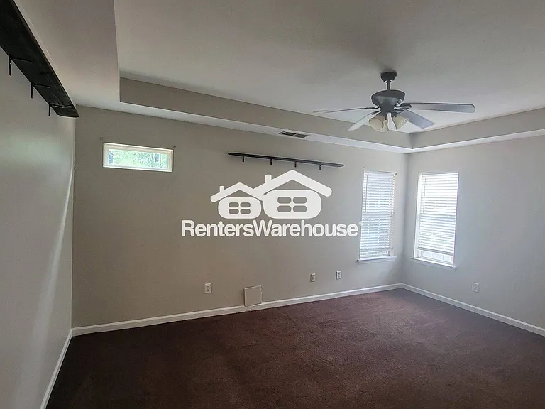 1353 Isleworth Cir — Photo 8