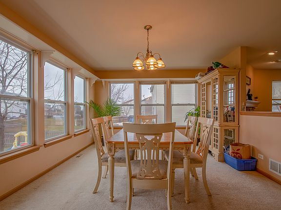2nd image of 113 Cottonwood Blvd
