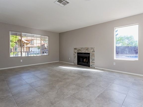 3rd image of 214 Linda Ct