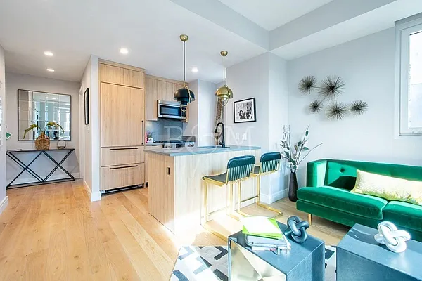 Rented by Brick&Mortar | media 33