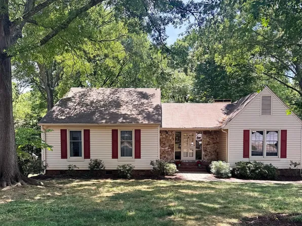 6111 Patrick Pl, Charlotte, NC 28210