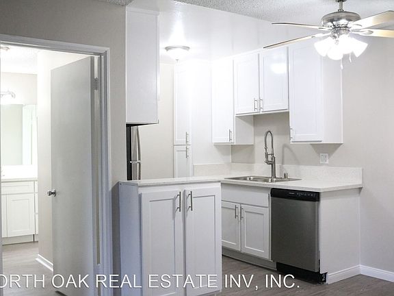 2nd image of 433 Pioneer Dr APT 32