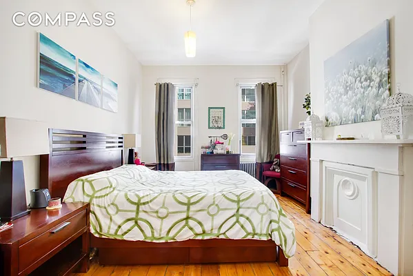 Sold by Compass | media 4