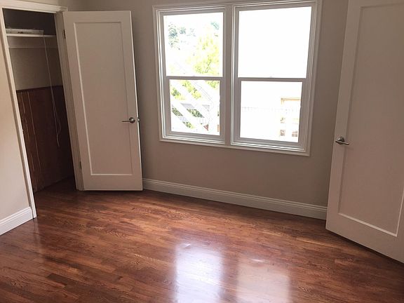 5th image of 2311 Ivy Dr