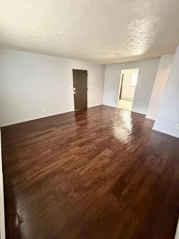 815 Moyer Ave. — Photo 3