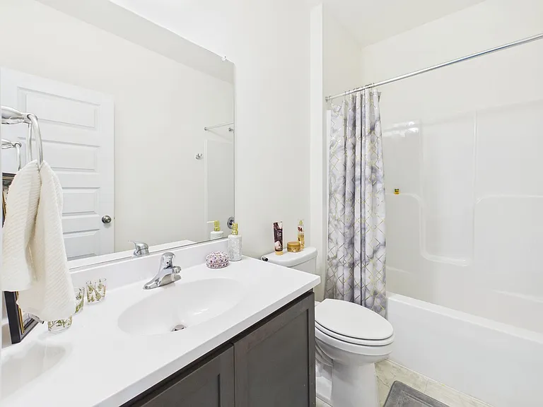 12102 Oxford Landing Dr #204 — Photo 28