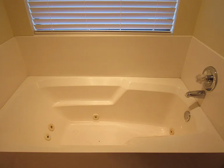 1809 Pinnacle Ln — Photo 16
