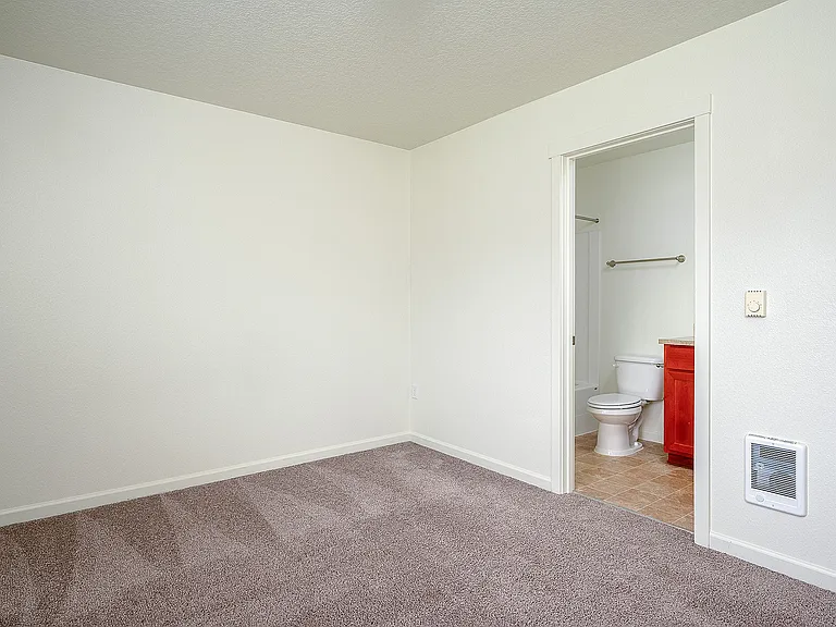 Fairview Court Townhomes — Photo 11