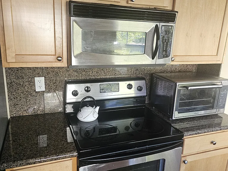 5909 Panorama Dr SE #3 — Photo 9
