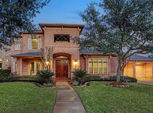 5822 Santa Fe Springs Dr, Houston, TX 77041