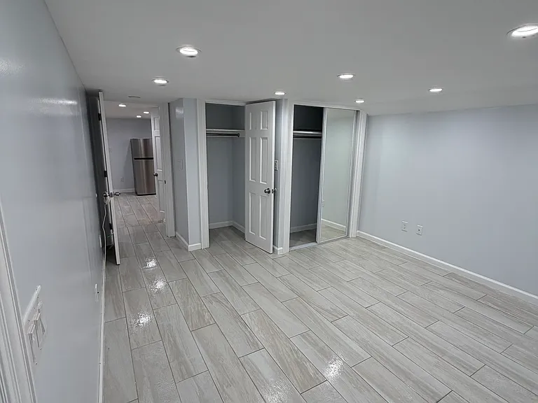 585 E 81st St #1 — Photo 7