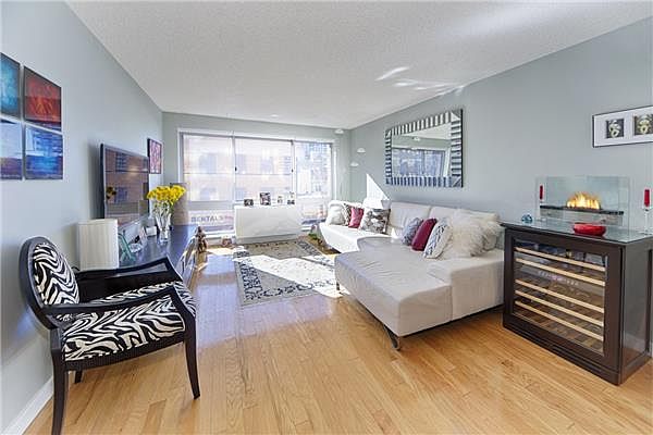 1st image of 555 W 23rd St APT S5f