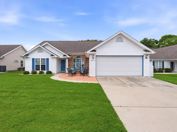 1429 Ashton Glenn Dr, Surfside Beach, SC 29575
