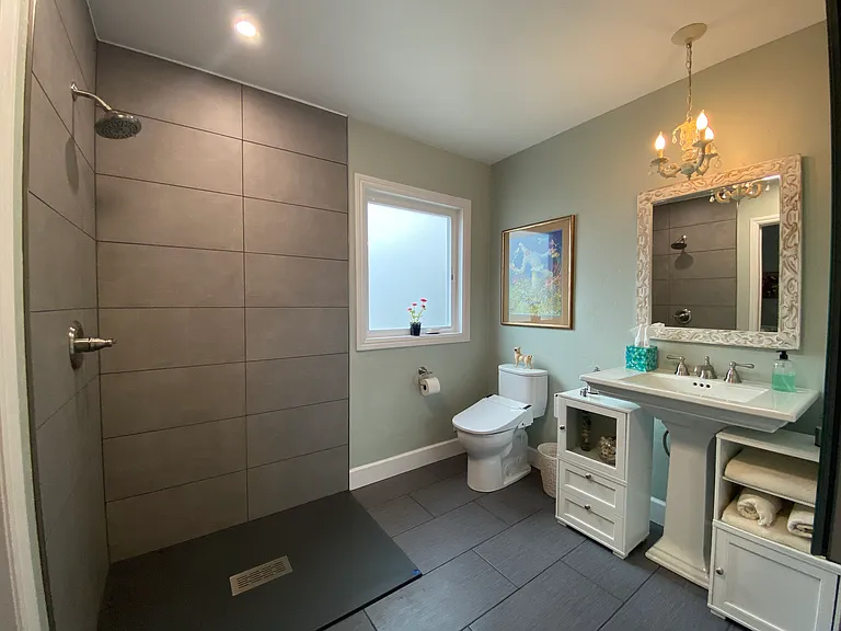 2750 Iowa St — Photo 23