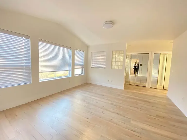 5263 Woodsworth St — Photo 7