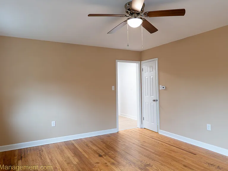 8712 Plymouth St — Photo 3