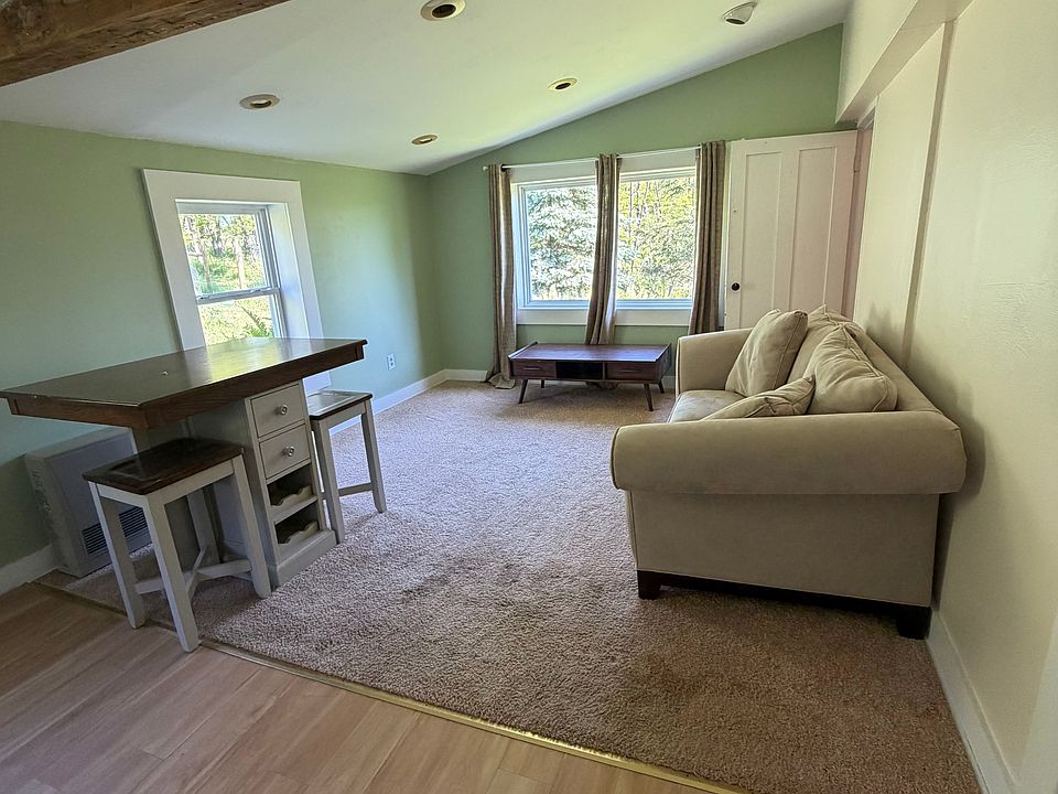 1st image of 276 Bald Hill Rd APT 1